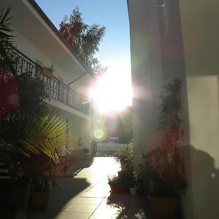 Gartenstrasse 3 *